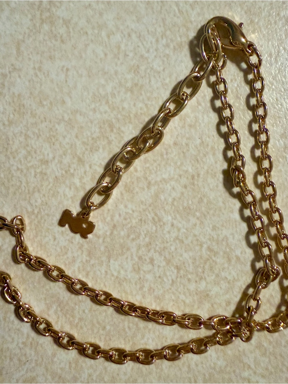 Nina Ricci Butterfly Gold Necklace NWOT - Picture 5 of 7